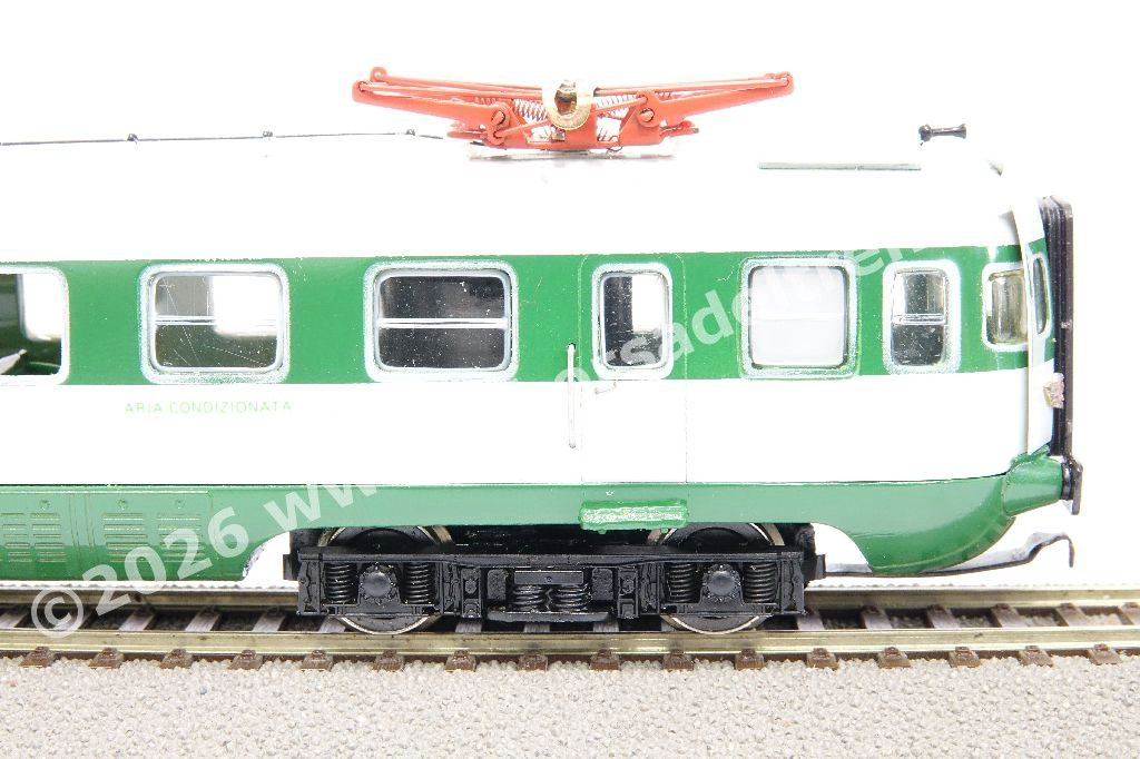 Automotrice elettrica FS Ale 601 + rimorchiata Le 601 + rimorchiata Le 480, livrea grigio nebbia/verde magnolia, epoca III/IV