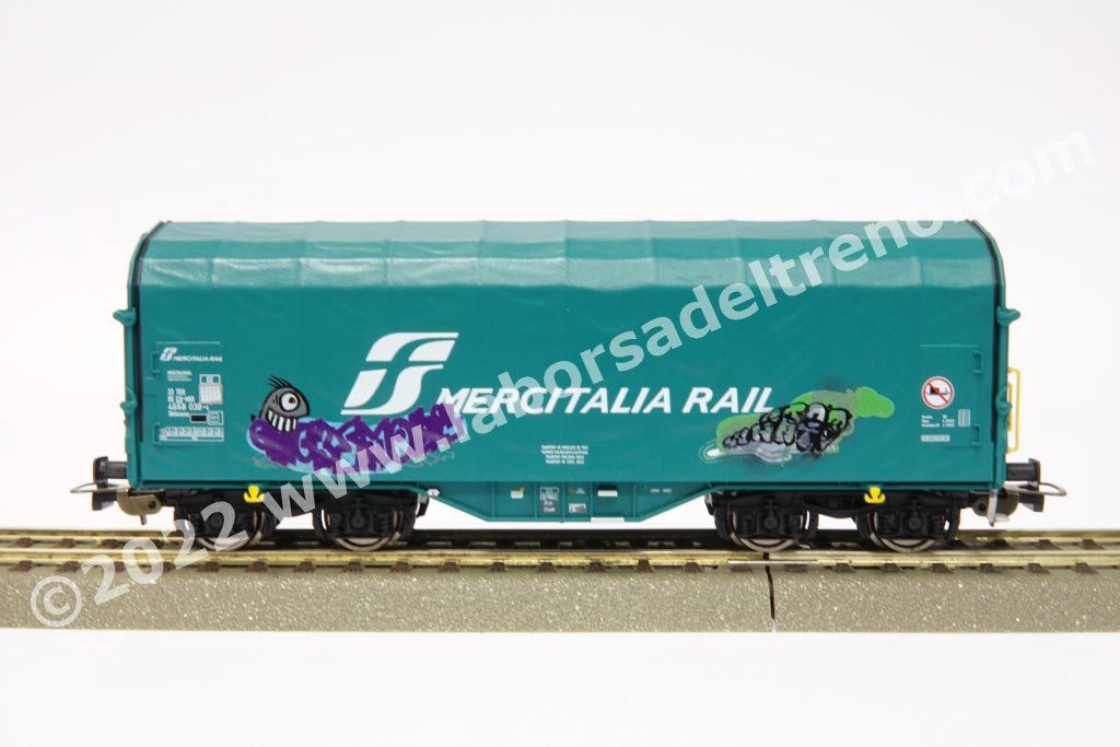 Coppia carri telonati trasporto coils FS Mercitalia Rail tipo Shimmns, livrea verde con graffiti, epoca VI