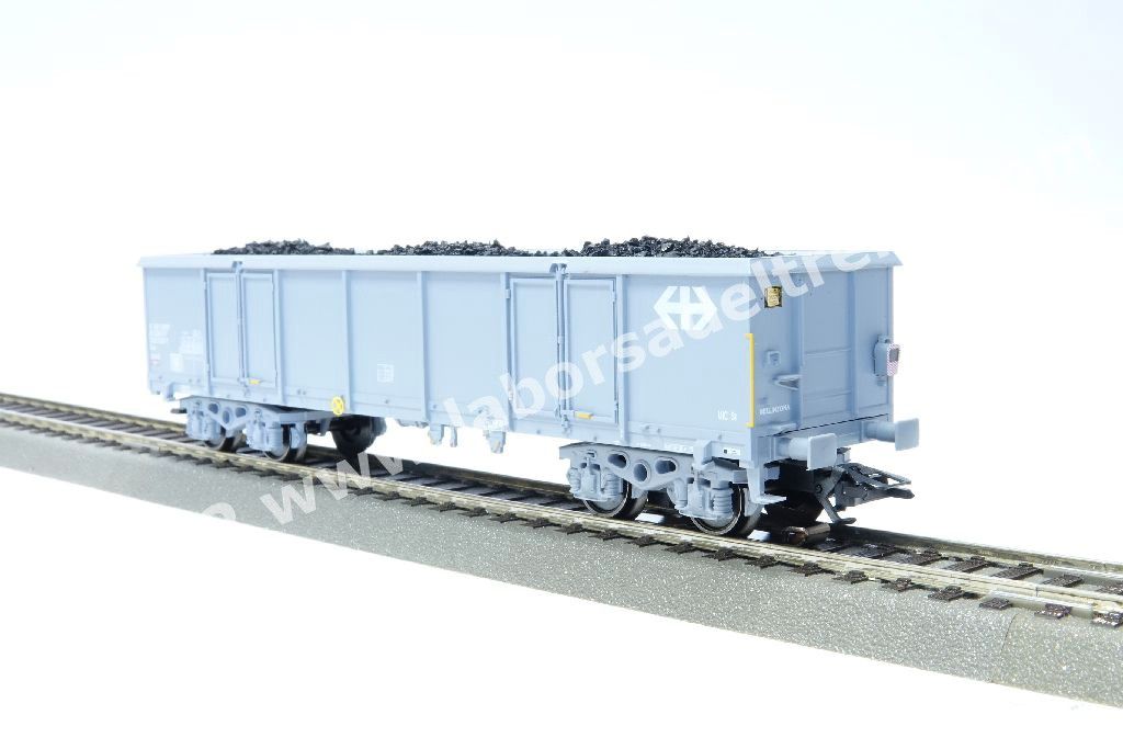 Convoglio merci SBB composto da un carro Eaos, un carro chiuso, un carro refrigerato e uno trasporto auto con carico, epoca IV - Insider Club 2018