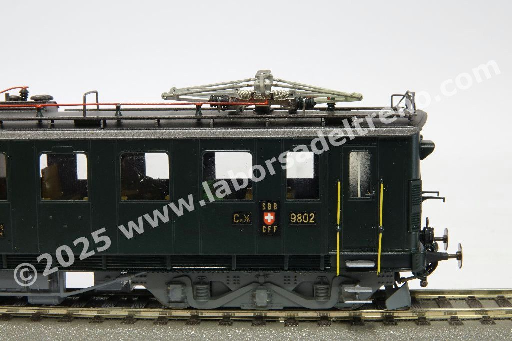 Elettromotrice Ce 4/6 delle SBB, livrea verde abete, logo a scudo, ep. III