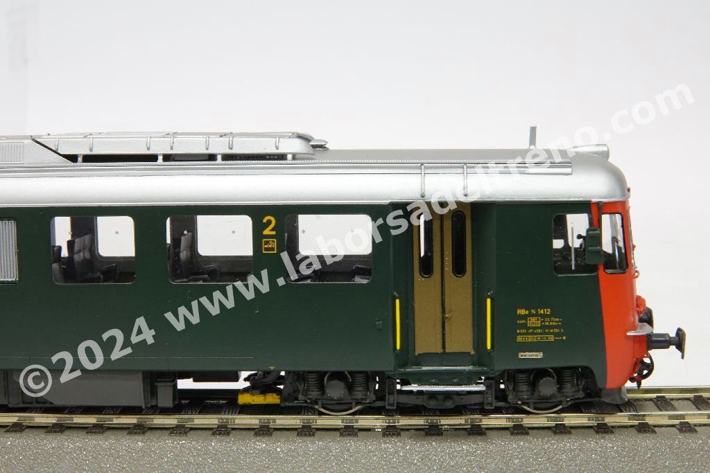 Elettromotrice SBB RBe 4/4 1412, livrea verde con frontali rossi, logo moderno, epoca IV/V
