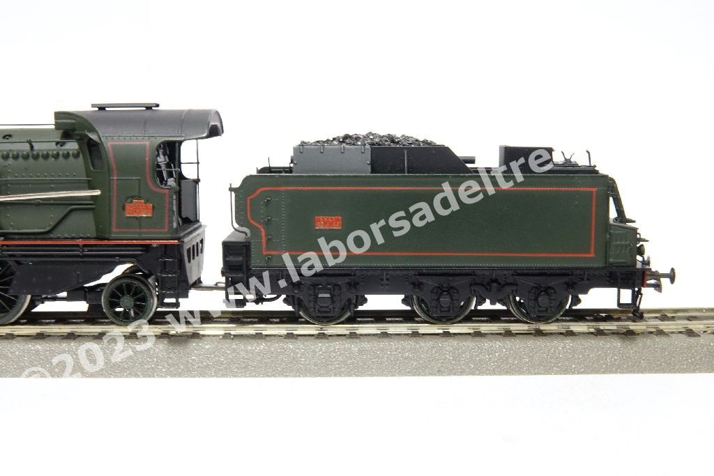 Vaporiera serie 141 F delle SNCF, livrea verde con fregi, ep. III