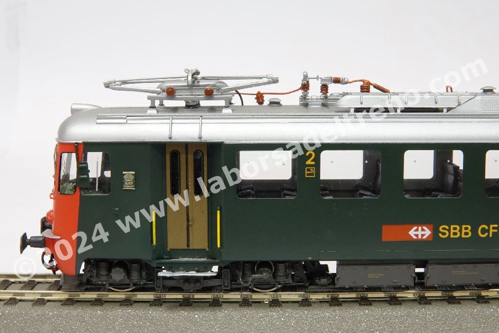 Elettromotrice SBB RBe 4/4 1412, livrea verde con frontali rossi, logo moderno, epoca IV/V