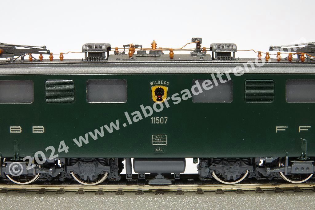 Locomotiva elettrica SBB Ae 6/6 11507 'Wildegg', livrea verde, epoca IV