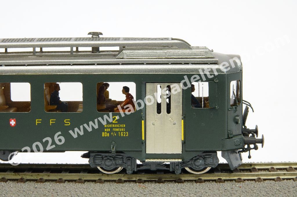 Elettromotrice BDe 4/4 delle SBB, livrea verde, logo a scudo, ep. III/IV