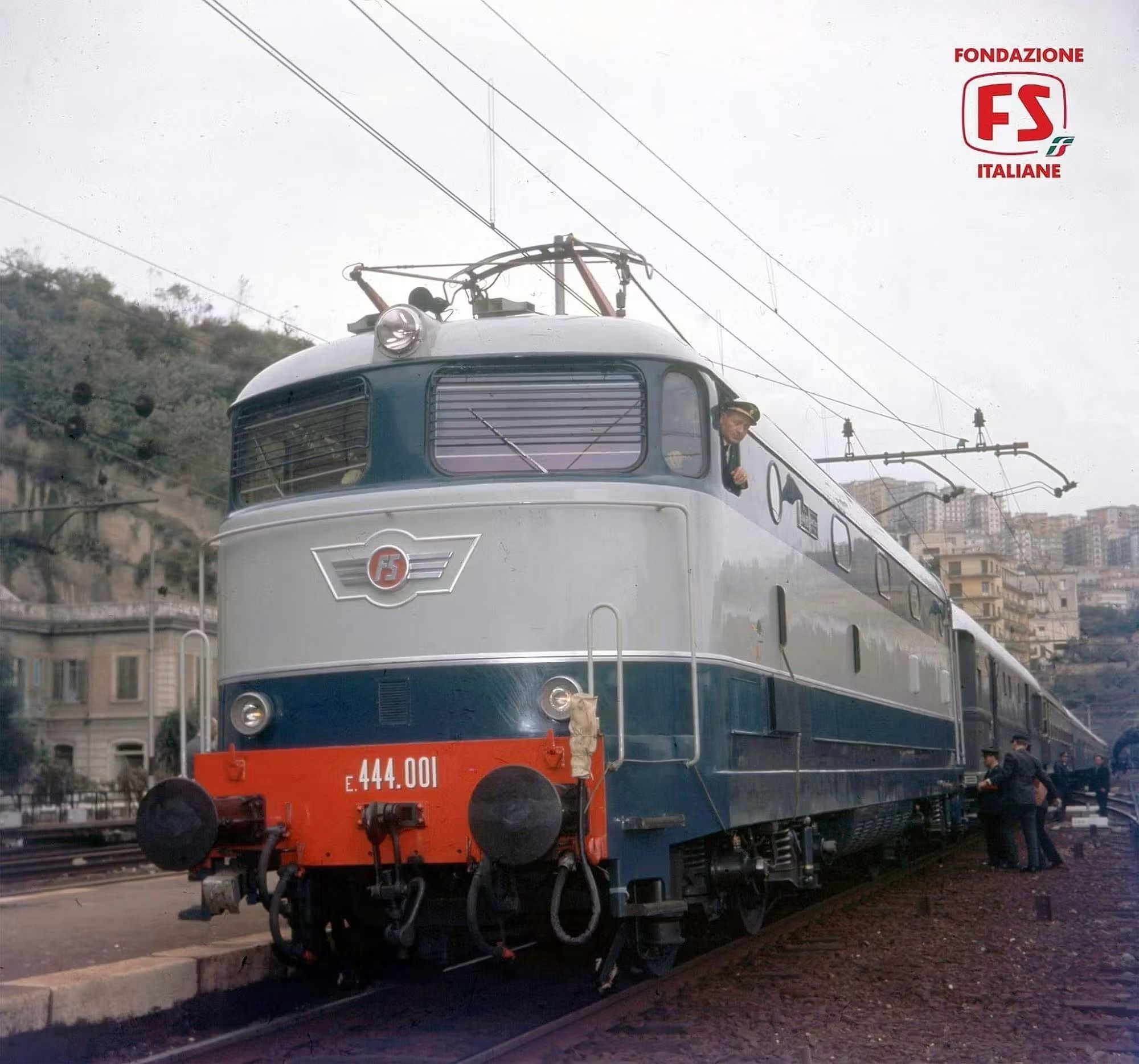 Locomotiva elettrica FS E 444 001 di 1° Serie, livrea di origine grigio/blu, epoca III/IV - Digital Sound