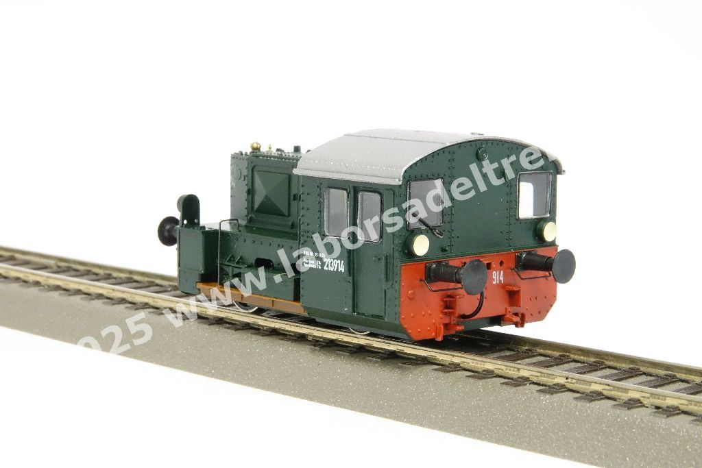 Loco diesel da manovra D 213 914 Kof II delle FS, livrea verde, ep. III/IV