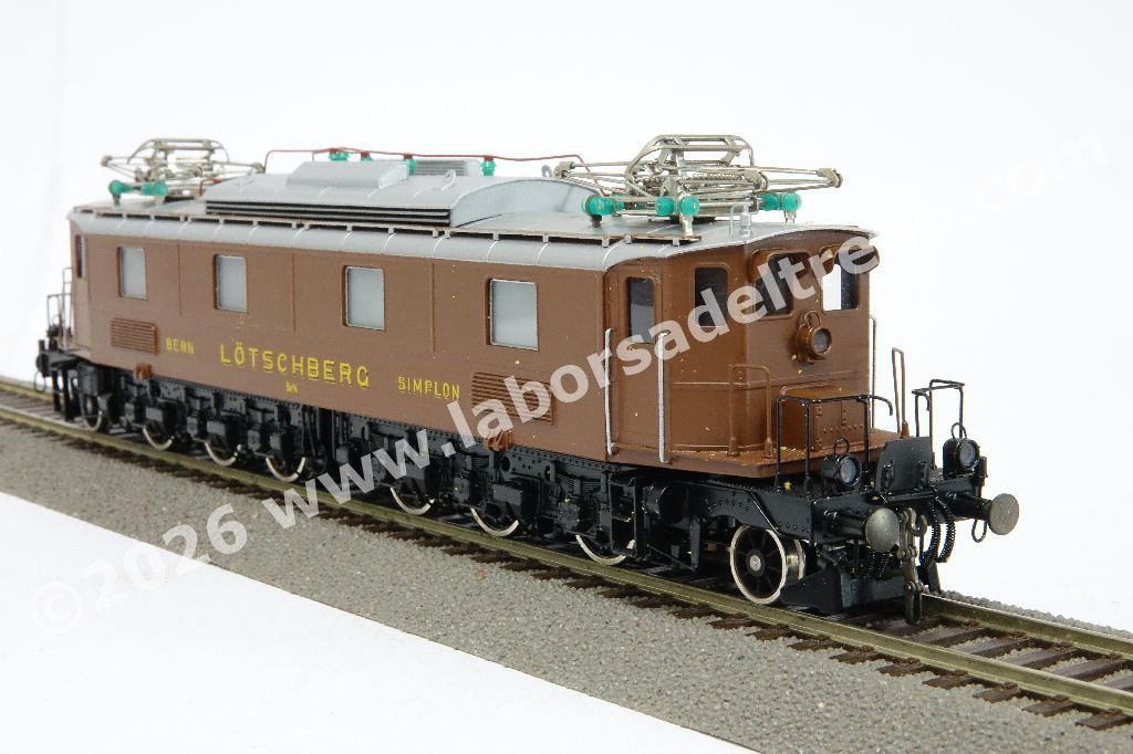 Locomotiva elettrica BLS Be 6/8 201 costruzione Breda, stato di origine con livrea marrone, con avancorpi, ep. II