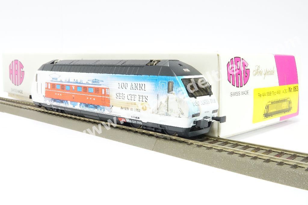 Loco el. Re 460 028 delle SBB, livrea commemorativa '100 anni SBB' con Ae 6/6 e Ae 4/7, ep. V - serie speciale 2002