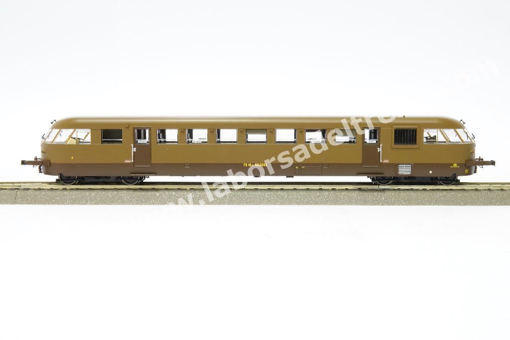 Automotrice Aln 56 2022 delle FS, livrea castano/isabella, ep. III/IV - Ill. interna