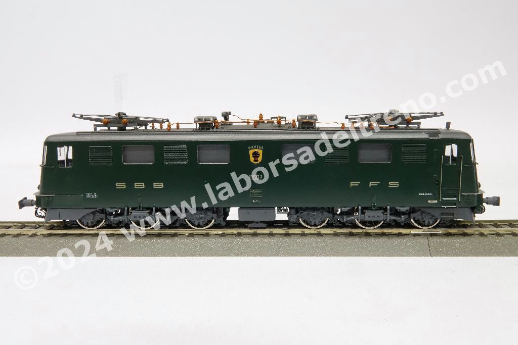 Locomotiva elettrica SBB Ae 6/6 11507 'Wildegg', livrea verde, epoca IV