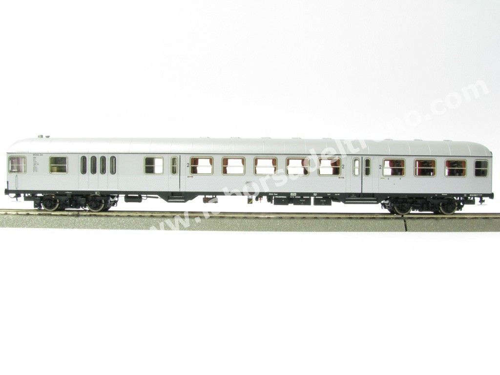 Carrozza pilota DB tipo Silberlinge mista bagagliaio/2° cl., livrea inox, logo biscotto, epoca III - Digital con ill. interna