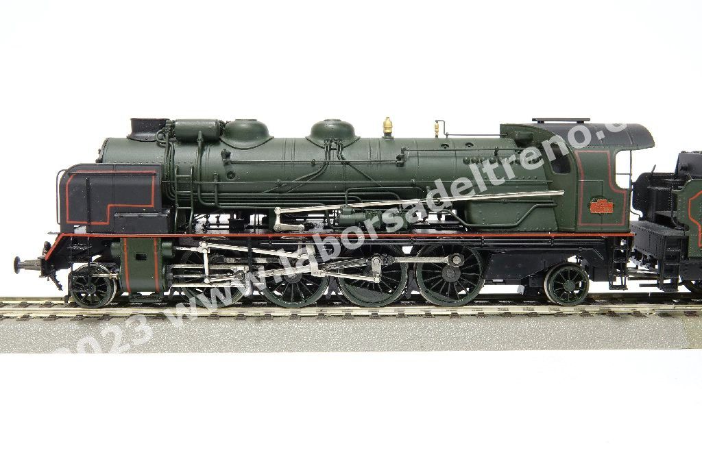 Vaporiera serie 141 F delle SNCF, livrea verde con fregi, ep. III