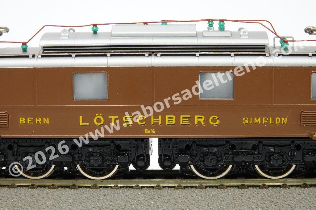 Locomotiva elettrica BLS Be 6/8 201 costruzione Breda, stato di origine con livrea marrone, con avancorpi, ep. II