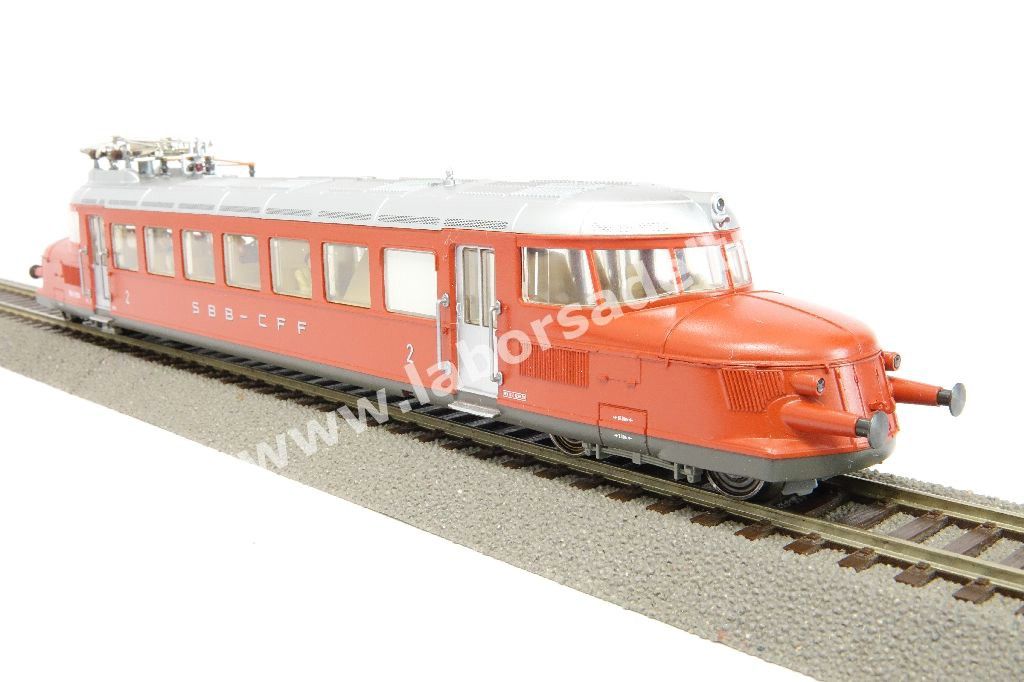 Elettromotrice Rbe 2/4 1004 Roter Pfeil delle SBB, livrea rossa, ep. III - con ill.ne interna e personaggi