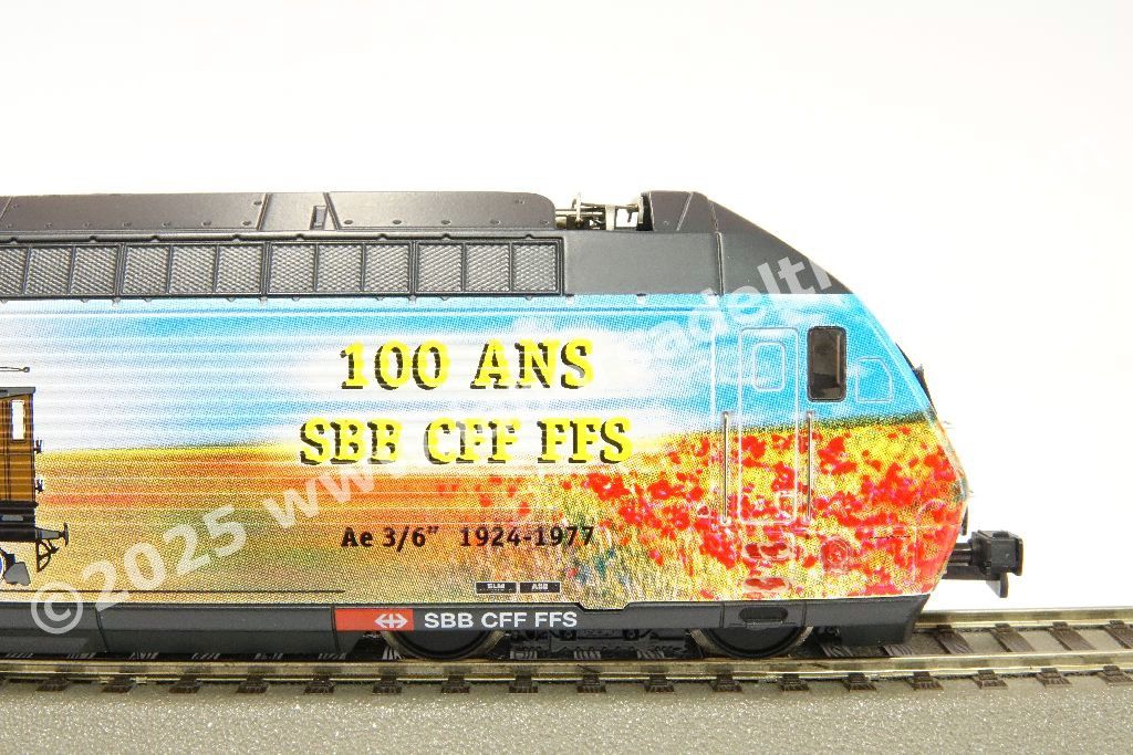 Loco el. Re 460 027 delle SBB, livrea commemorativa '100 anni SBB' con A 3/5 e Ae 3/6, ep. V - serie speciale 2002