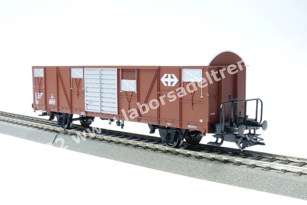 Convoglio merci SBB composto da un carro Eaos, un carro chiuso, un carro refrigerato e uno trasporto auto con carico, epoca IV - Insider Club 2018