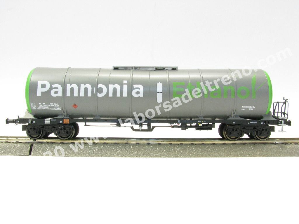 Cisterna a carrelli CZ Wascosa tipo Zacns 98 della ditta 'Pannonia Ethanol', livrea grigia con frontali verdi, epoca VI - Esclusiva per Pi.R.A.T.A.