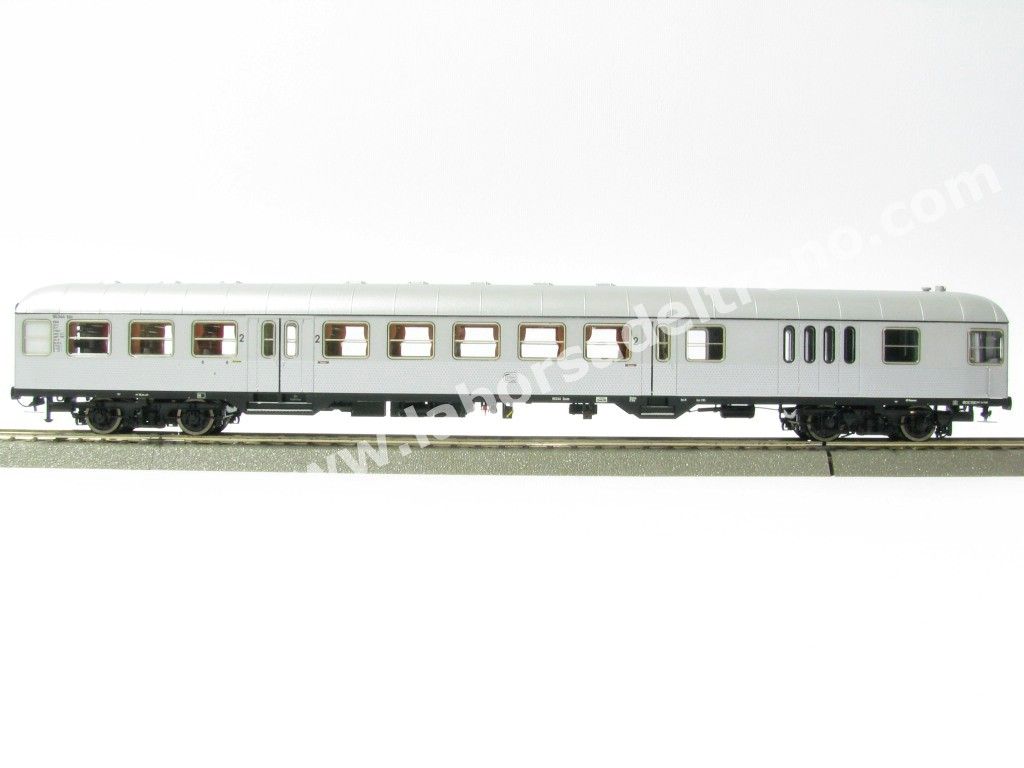 Carrozza pilota DB tipo Silberlinge mista bagagliaio/2° cl., livrea inox, logo biscotto, epoca III - Digital con ill. interna